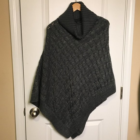 Steve Madden Grey Asymmetrical Cowl Neck Poncho - Picture 1 of 6